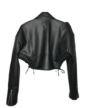 KURTKA ZE SKÓRY EKOLOGICZNEJ.