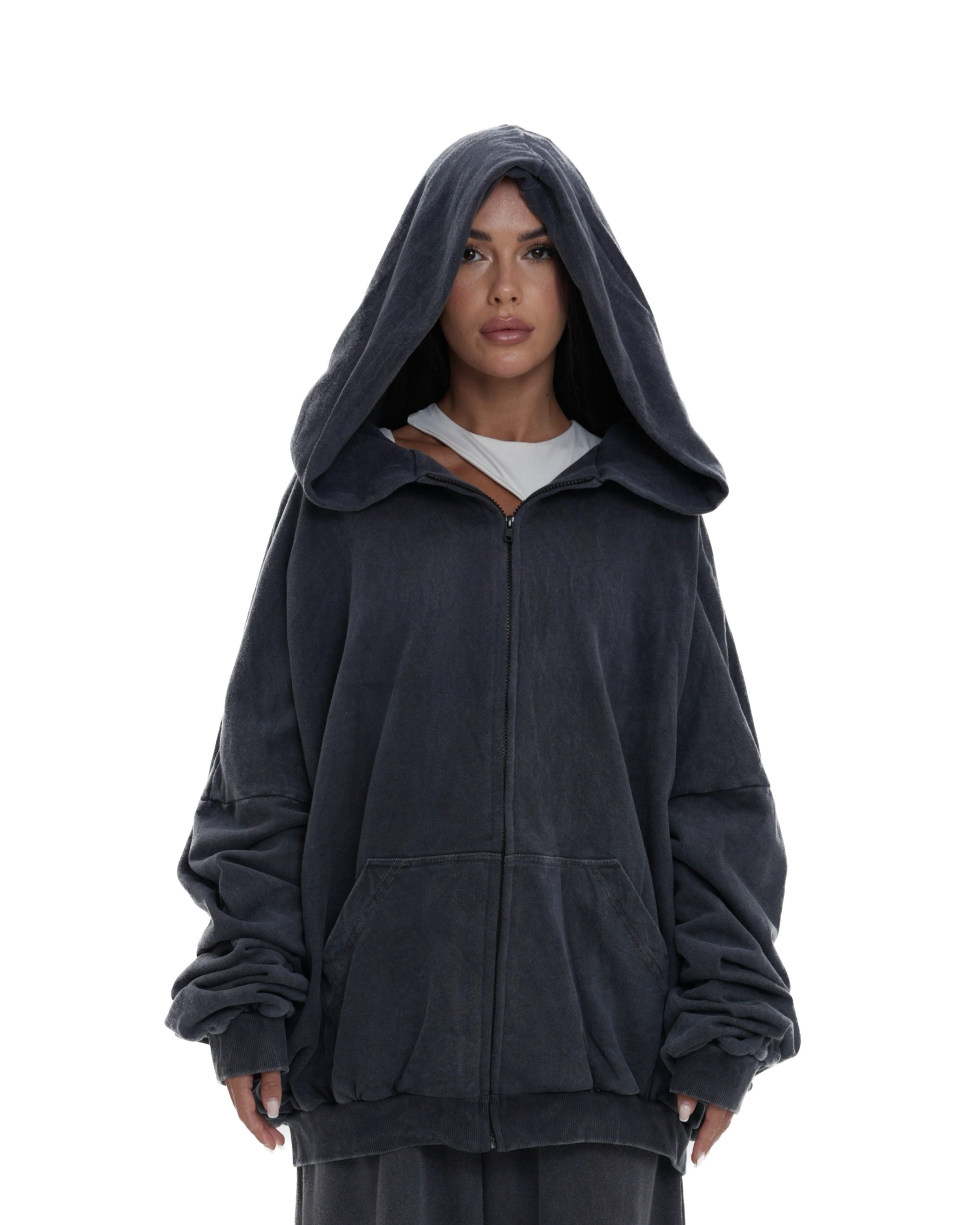 SWEAT À CAPUCHE AVEC ZIP FAVORITE.