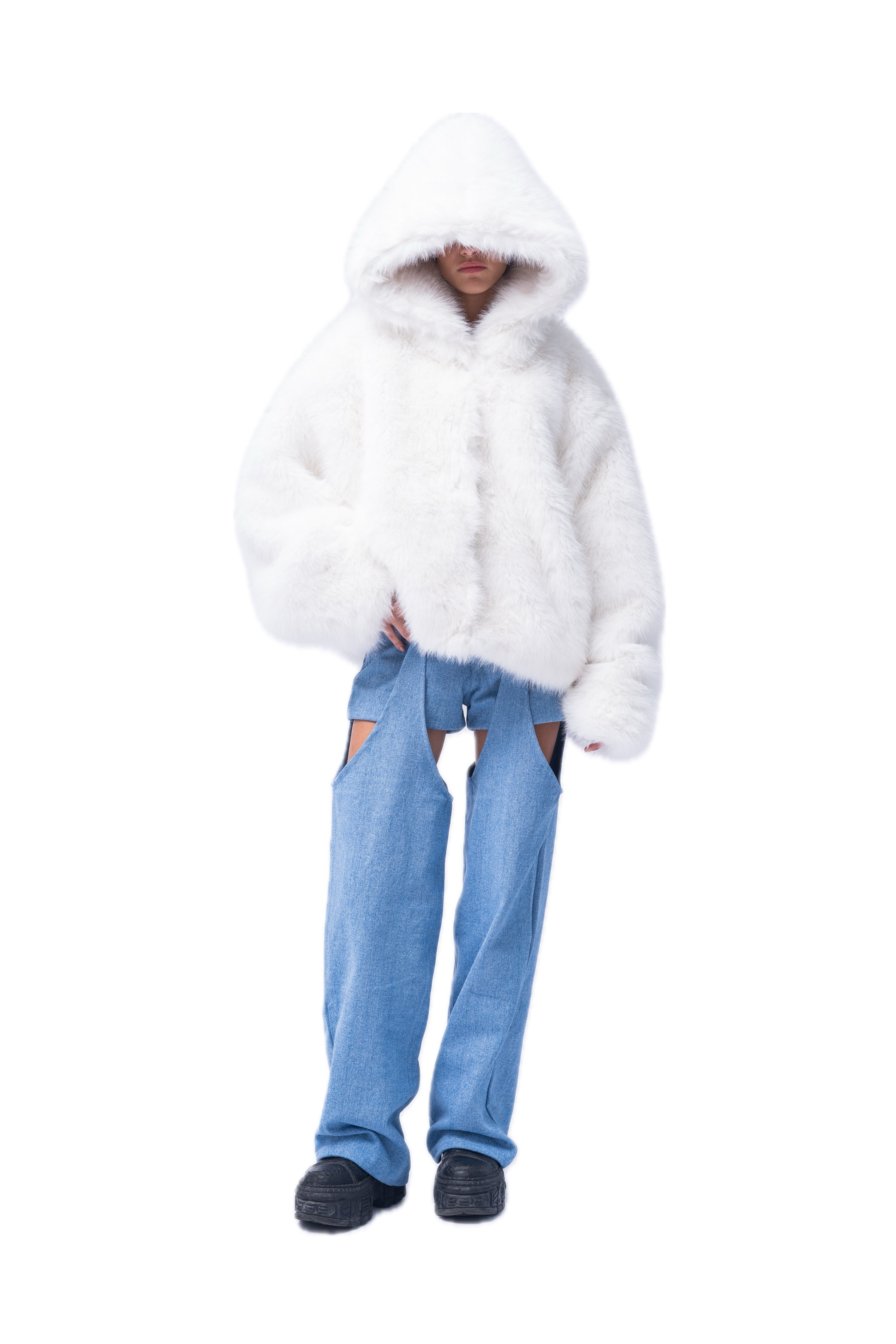 WHITE FAUX FUR COAT.