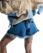 DENIM SHORT SKIRT.